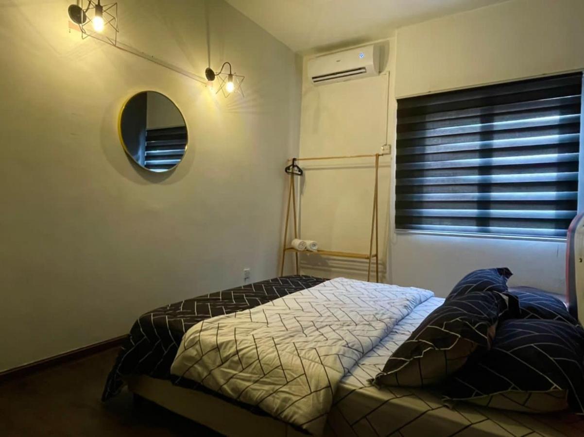 The Berlian - Two Beedroom With Pool View Port Dickson